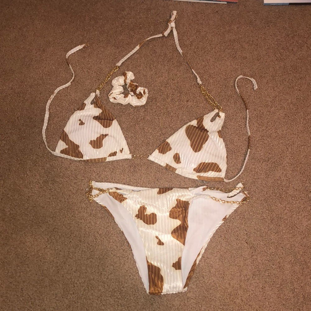 SHEIN 3 piece gold chain swimsuit w/matching hair tie